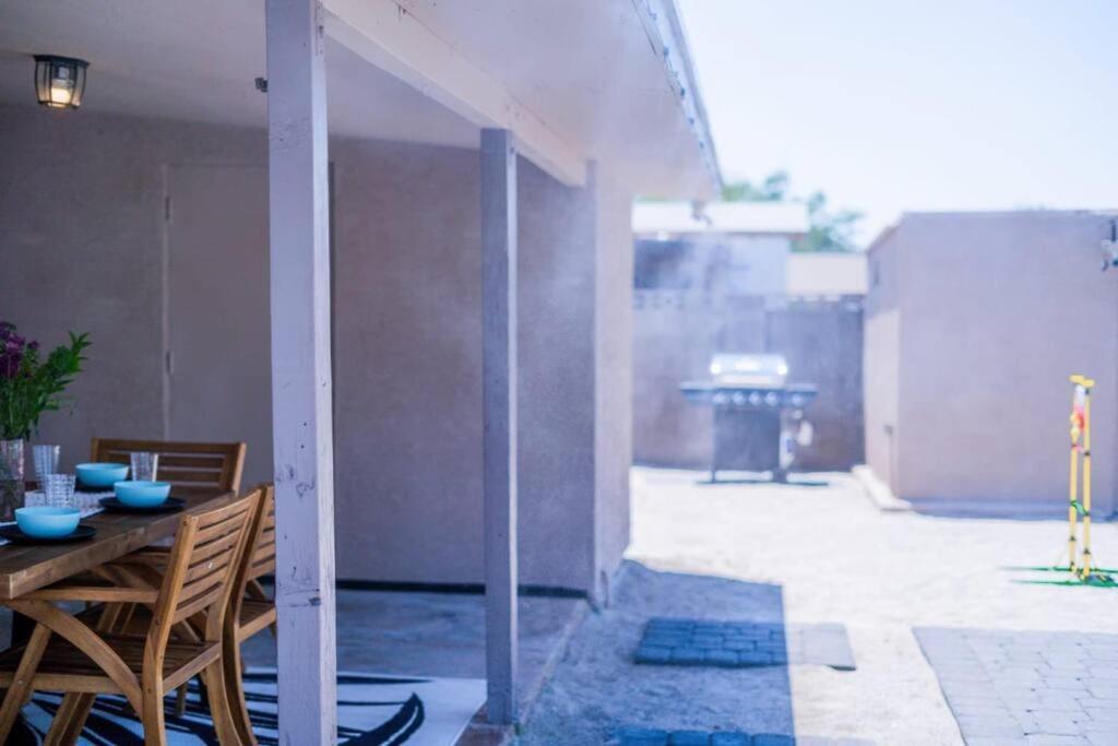 Fab Phx Getaway W/ Pool & Fire Pit Villa Финикс Екстериор снимка
