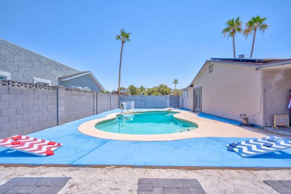 Fab Phx Getaway W/ Pool & Fire Pit Villa Финикс Екстериор снимка
